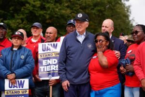 Stellantis cede a sindacato negli States