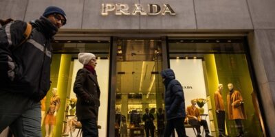 Prada vicina ad acquistare Versace?